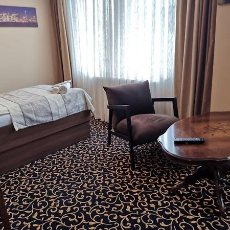 אאלן Hotel Zum Weissen Ochsen מראה חיצוני תמונה